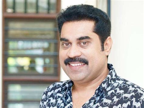 Comedy Nights: Suraj Venjaramoodu's Dashamoolam Damu makes a comeback ...