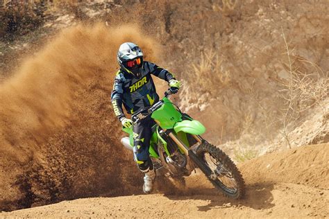 2021 KAWASAKI KX450 REVIEW (FIRST RIDE FAST FACTS) - GearOpen.com