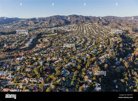 Aerial of Pacific Palisades residential streets in Los Angeles California Stock Photo - Alamy