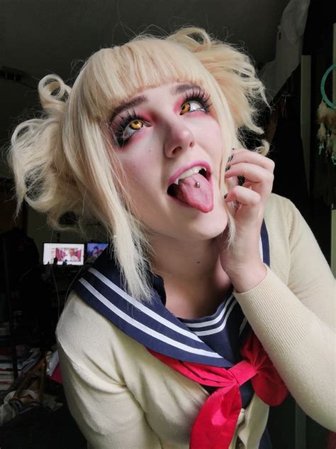 Set: Ahegao Toga Cosplay - CapriCos. Ahegao Set of Toga without Full ...