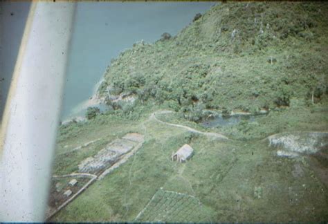 Kampong at the lake Tage (Wissel Lakes) | Stichting Papua Erfgoed