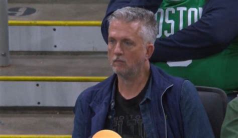 Bill Simmons: NBA Fans Hilariously Roasted Boston Superfan During ...