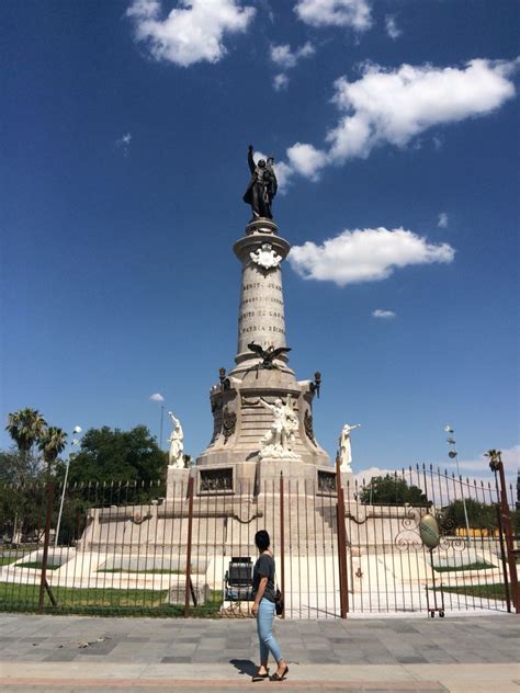 Monumento de Benito Juarez en Juarez, México