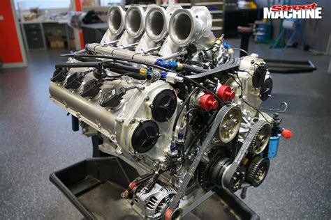 Supercars Nissan V8 engine on the dyno – Video