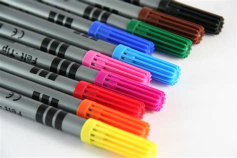 Colored Pens In A Row Free Stock Photo - Public Domain Pictures