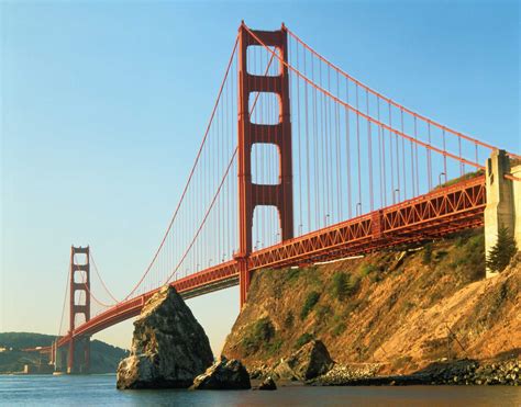 USA, California, San Francisco, Golden Gate Bridge, low angle view ...