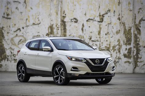 2020 Nissan Rogue Sport: More Safety Features, Higher Prices | News ...