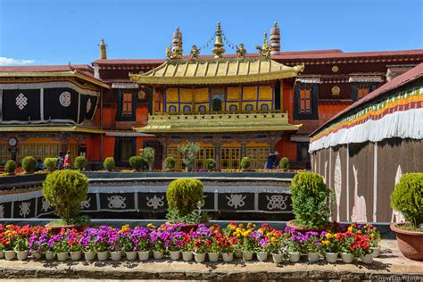 Jokhang Temple of Lhasa SnowLion Tours