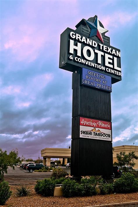 GRAND TEXAN HOTEL & CONVENTION CENTER - Prices & Reviews (Midland, TX)