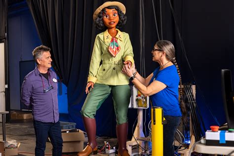 Behind-the-scenes look at Tiana’s Bayou Adventure animatronics coming ...