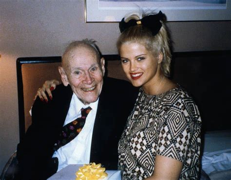 Anna Nicole Smith Wedding Photos, How Many Husbands Did She Have? Kids ...