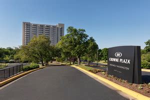 Crowne Plaza Hotel Greenbelt, MD - See Discounts