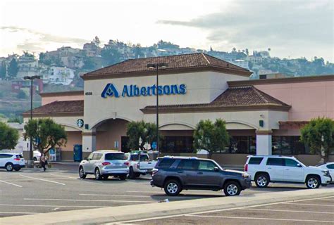 Albertsons Grocery Store - Slatt Capital