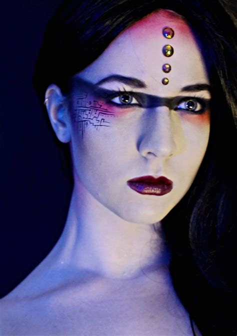 Neon Halloween Makeup Ideas | POPSUGAR Beauty Photo 19