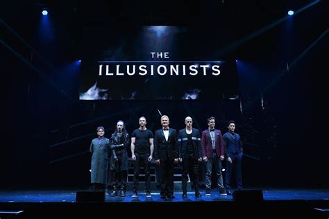 'The Illusionists' cast member helps man propose to girlfriend