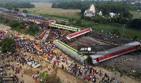 Fatal India Train Crash Claims 288 Lives, 850 Others Injured (PHOTOS ...