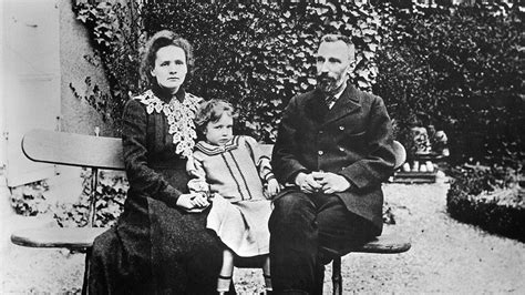 5 Facts About Marie Curie and the Winningest Nobel Prize Family in History | HowStuffWorks