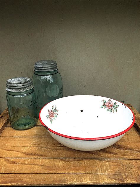 ONE Enamelware Bowl Vintage White Enamel Bowl With Red Trim - Etsy