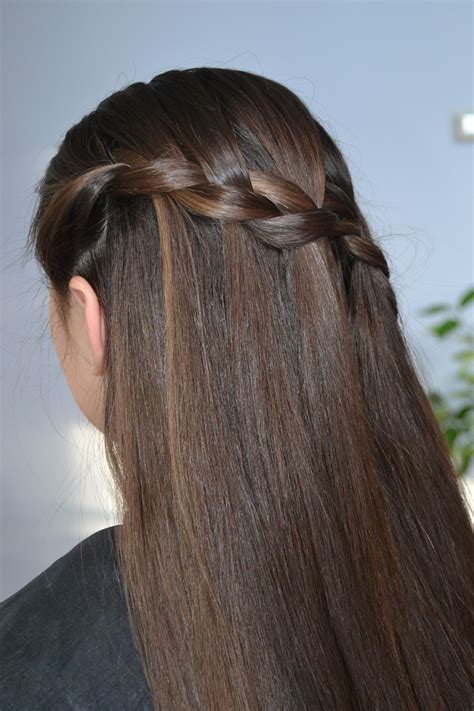 waterfall braid | Wedding hairstyles, Short hair styles, Hair