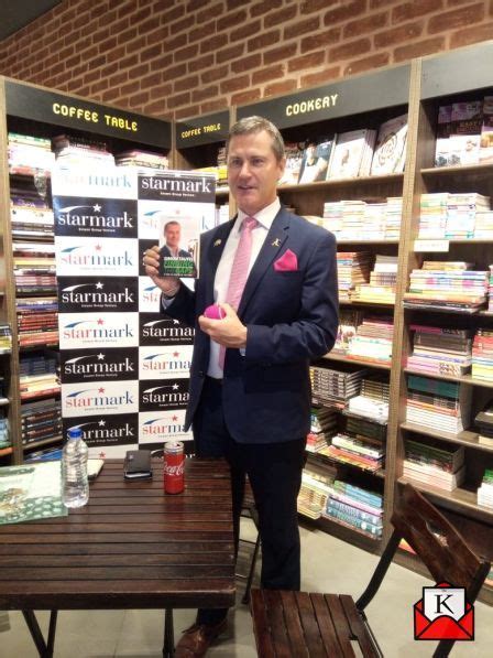 Simon Taufel On His Book-Finding The Gaps | The Kolkata Mail | Steve waugh, Books, Simon