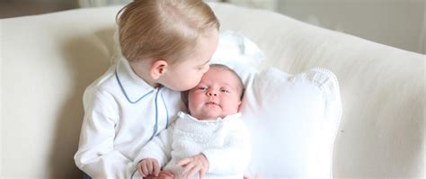 Des jumeaux de Monaco aux princes de Cambridge, les naissances royales en images - Madame Figaro