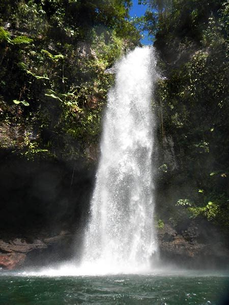 Swimming at the Lower Tavoro Waterfall (Taveuni Island, Fiji) – Two At Sea