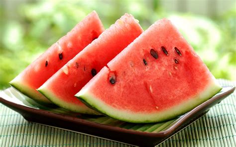 Watermelon – Vitamin Packed Treat /// H3 Daily