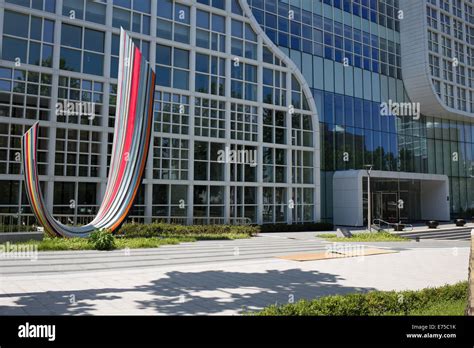 Hyundai Headquarters building, Seoul South Korea Stock Photo - Alamy