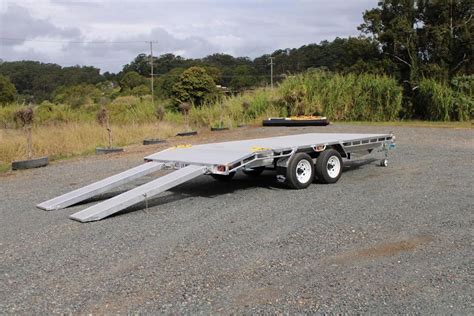 What Is The Difference Between A Flatbed And Drop Deck Trailer?