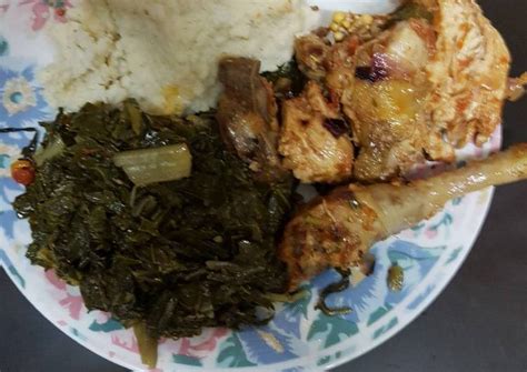 Ugali served with chicken and spinach Recipe by veronicah Wairimu ...