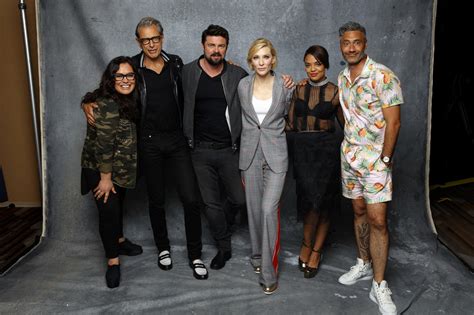 Taika Waititi and the 'Thor: Ragnarok' cast introduce the newest faces ...