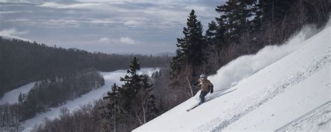 Scenic New Hampshire - New Hampshire Skiing Conditions (December 4, 2022)