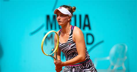 Krejcikova into third round as Kovinic retires - Tennis Majors