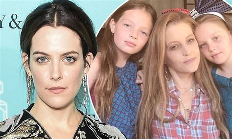 Riley Keough shares photo of Lisa Marie Presley with twins | Daily Mail ...