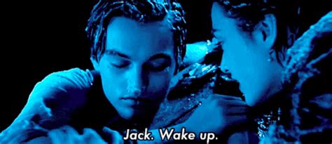 This "Titanic" Theory Might Explain Why Rose Wouldn't Let Jack On The ...