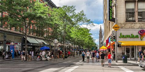 16th Street Mall – Downtown Denver, CO | Pedestrian Promenade