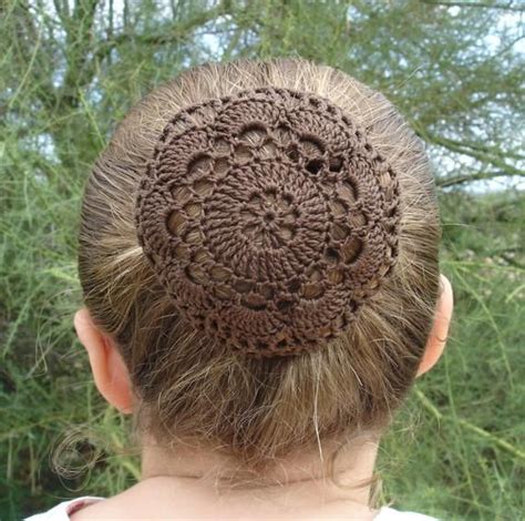 Redecilla para el cabello / Cubre moño Crochet Flor marrón Estilo Amish Mennonite - Etsy España ...