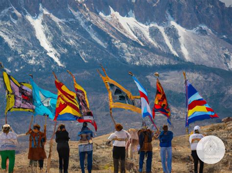 The Symbolism of Native American Tribal Flags | SignsMystery