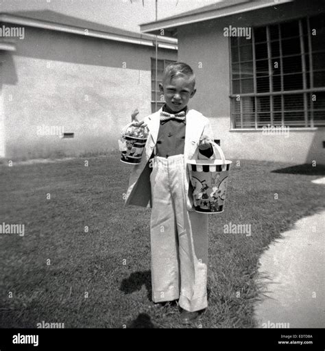 Fifties usa america 50s boy child party outside outdoors male hi-res stock photography and ...