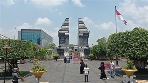 Makam Bung Karno, Wisata Edukatif dan Wisata Sejarah di Blitar – NativeIndonesia.com