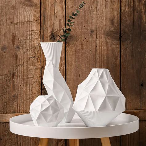 The Geometric Vases Ceramic White Tabletop Vase Home Decoration vase Fashion Modern vases-in ...