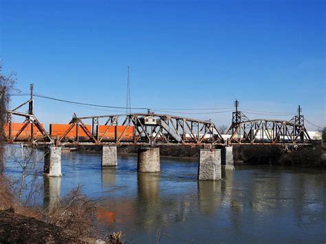 Industrial History: NWRR/IC/TC Bridge over Cumberland River in Nashville, TN