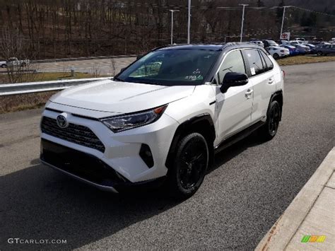 Toyota Rav4 Hybrid Blizzard Pearl