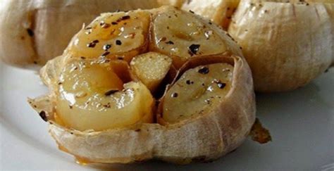 Eating 6 Roasted Garlic Cloves Will Heal Your Body Just in 24 Hours