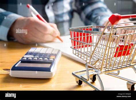 Grocery list calculator hi-res stock photography and images - Alamy