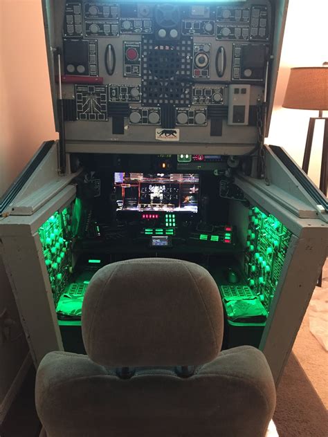 My Mech-Sim Cockpit. Waiting for Mechwarrior 5 has never been more difficult. : r/battletech