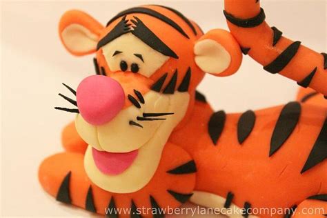 Tigger Cake Topper - Decorated Cake by Strawberry Lane - CakesDecor