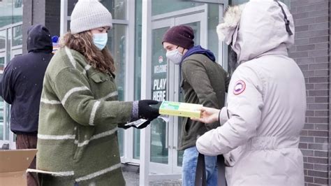 Coronavirus: What's happening in Canada and around the world on Dec. 19 | CBC News