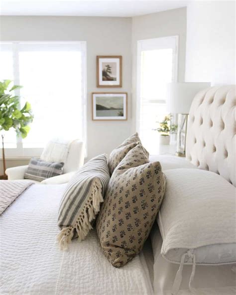 30 Relaxing Bedroom Ideas to Create a Peaceful and Calm Space to Unwind