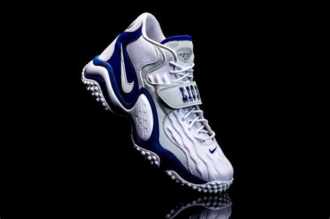 Barry Sanders x Nike Air Zoom Turf Jet 97: Release Info – Footwear News